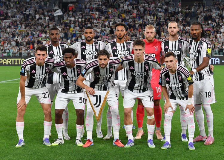 El centrocampista de la Juventus Weston McKennie durante un partido. El club ha denunciado cánticos racistas en su contra, un problema recurrente en el fútbol italiano.