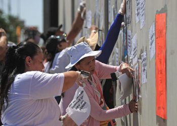 Familiares de víctimas del crematorio en Ciudad Juárez exigen transparencia