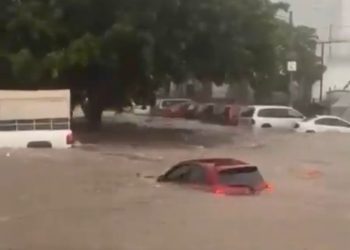 Fuerte tormenta sorprende a Guadalajara y provoca caos la mañana de este miércoles