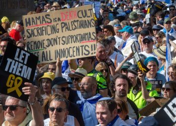 Familiares de los rehenes israelíes de Hamás marchan en Londres para pedir su liberación