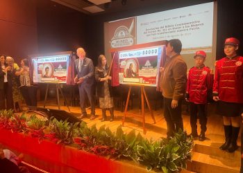 Develan billete de la Lotería Nacional para conmemorar a 24 mujeres protagonistas de la historia de México