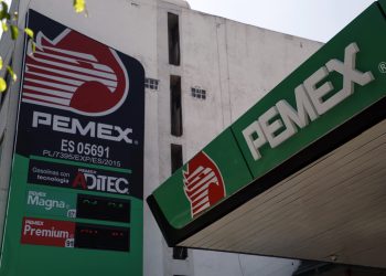 Departamento de Justicia de EU acusa a dos empresarios por cargos de soborno a Pemex