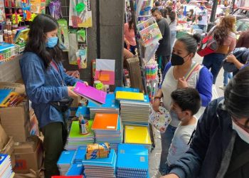 Estiman derrama económica de 134 mil a 138 mil millones de pesos por regreso a clases