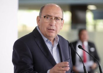 “El problema que tiene la democracia mexicana es que los votos no se representan correctamente en las cámaras”: Moreira
