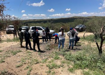 Colectivo de búsqueda encuentra restos humanos calcinados en frontera de Sonora