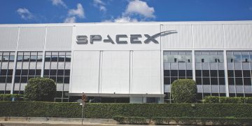 Space X pospone el décimo lanzamiento de prueba de Starship por problemas técnicos