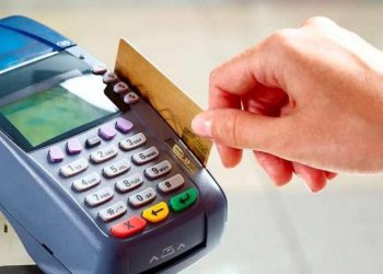 Temporada de regreso a clases aumenta en 30 por ciento el consumo de tarjetas