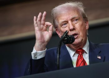 Gobierno Trump publica lista de jurisdicciones santuario de migrantes que tiene en la mira