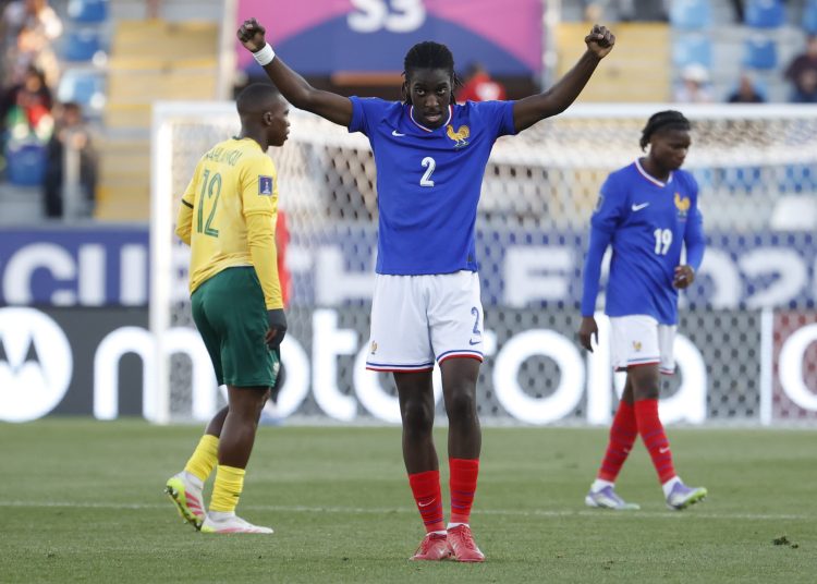 La selección de Francia dio inicio a la actividad del Mundial sub-20 con una victoria 2-1 ante Sudáfrica como parte de la actividad