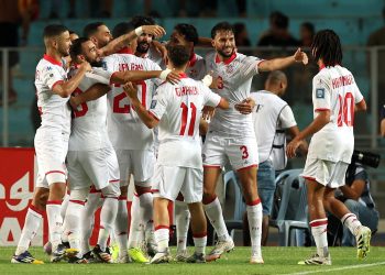Players of Túnez celebrate scoring a goal during the FIFA World Cup 2026 qualification