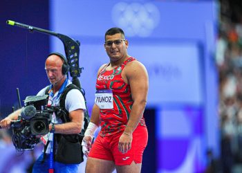 Uziel Muñoz logró este sábado en Tokio una medalla de plata histórica al ser la primera de un mexicano en lanzamiento de peso