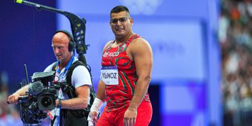 Uziel Muñoz logró este sábado en Tokio una medalla de plata histórica al ser la primera de un mexicano en lanzamiento de peso
