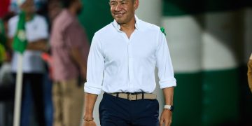 El Club León anunció este lunes el regreso del entrenador Ignacio Ambriz al banquillo del equipo en el que milita el colombiano James Rodríguez