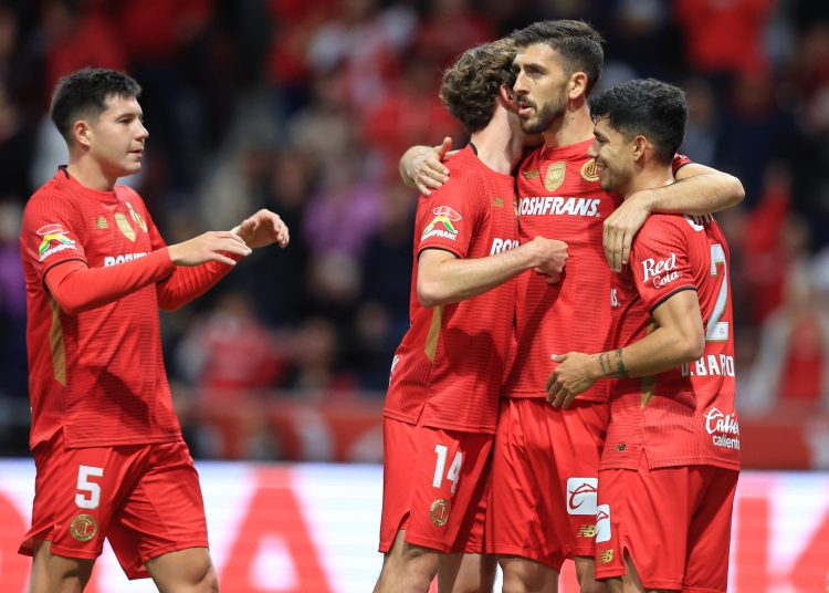 Joao Dias celebrates his goal 3-0 of Toluca during the 11th round match between Toluca and Mazatlan FC as part of the Liga BBVA MX, Torneo Apertura 2025 at Nemesio Diez Stadium, on September 27, 2025 in Toluca, Estado de Mexico, Mexico.
