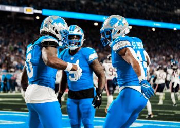 Los Detroit Lions, con dos 'touchdown' de Jahmyr Gibbs y otros dos de David Montgomery, derrotaron este lunes a los Baltimore Ravens