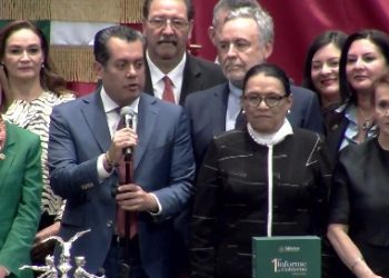 Sin mensaje, la Secretaria de Gobernación entregó el informe presidencial