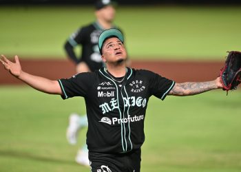 Los Diablos Rojos armaron rally de carreras en el sexto episodio para encaminar su triunfo sobre Piratas y poner dos victorias por bando.
