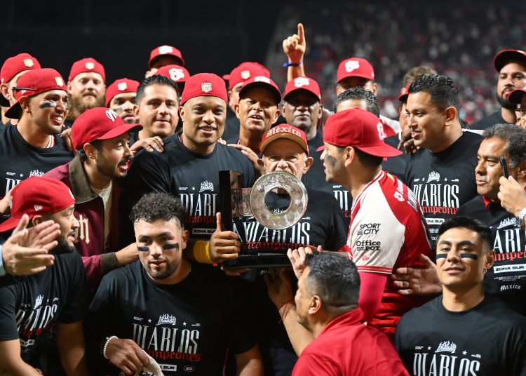 Los Diablos Rojos del México su gran paso por la Liga de verano al derrotar por marcador de 12-6 a los Piratas de Campeche en el Juego