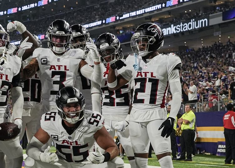 Los Atlanta Falcons asaltaron este domingo el U.S. Bank Stadium de Minneapolis al triunfar por 22-6 contra los Vikings para sumar