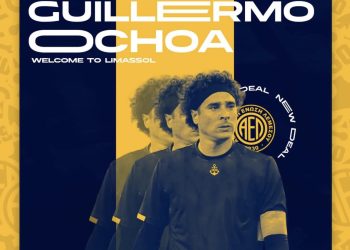 Guillermo Ochoa continuará su carrera en el futbol de Chipre tras llegar a un acuerdo con el AEL Limassol. A través de un comunicado