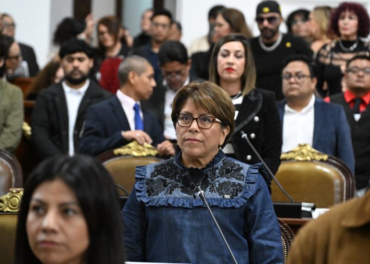 Congreso CDMX guarda minuto de silencio por víctimas de explosión en Puente La Concordia