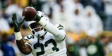 Green Bay Packers enlazó este jueves su segunda victoria en el comienzo de la temporada de la NFL al vencer en el Lambeau Field por 27-18 a