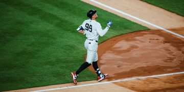Lo hecho por el pelotero Aaron Judge ante los Tigres de Detroit en una noche más que emotiva para los Yankees, no solo la memoria