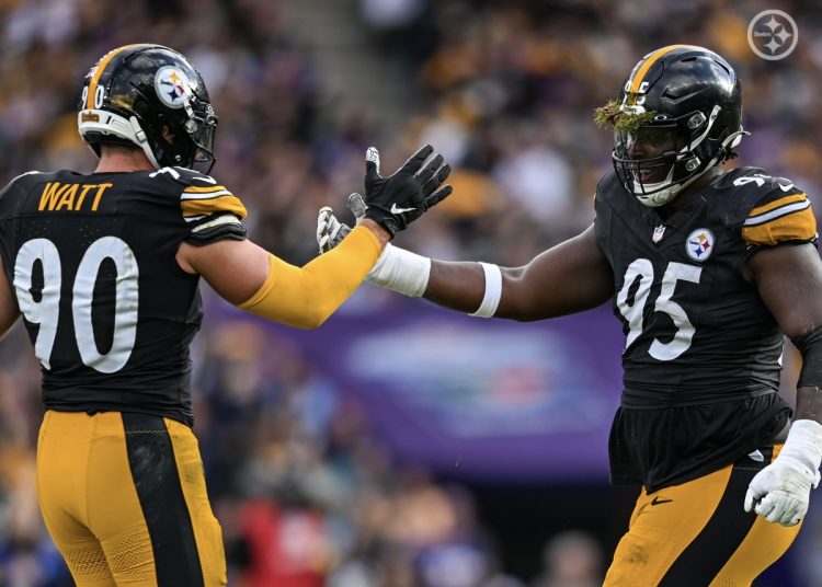 Pittsburgh Steelers, liderado por Aaron Rodgers, superó este domingo por 24-21 a Minnesota Vikings en el Croke Park de Dublín