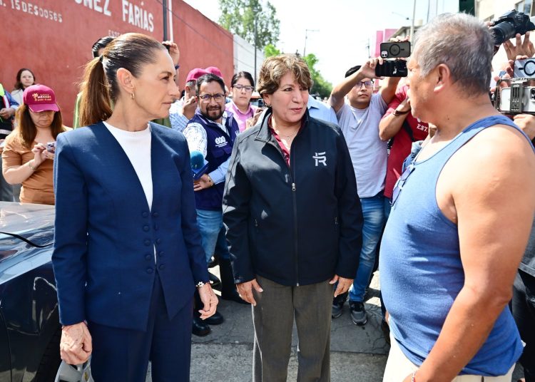 Presidenta Sheinbaum evalúa daños por lluvias en Nezahualcóyotl y promete apoyo