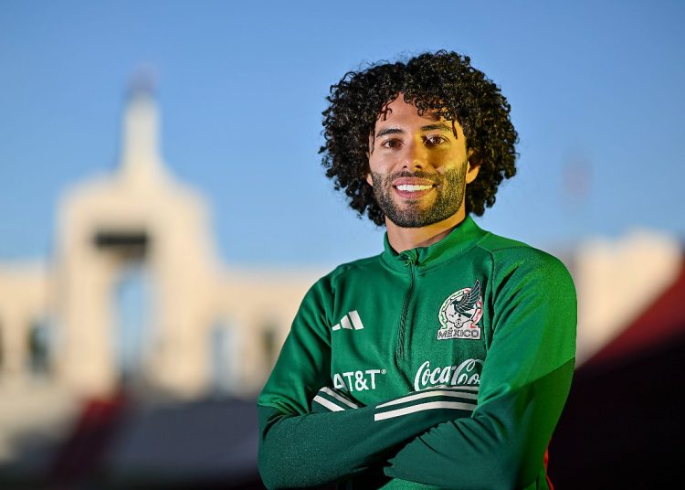 La Selección Mexicana informó que César “Chino” Huerta quedó fuera de la convocatoria para la actual fecha FIFA debido a una sobrecarga