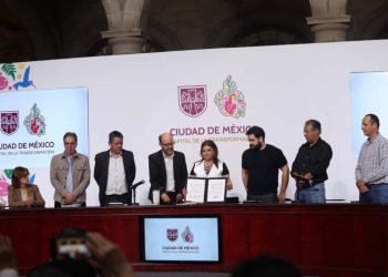 Brugada se compromete a concluir reconstrucción de viviendas por sismo de 2017
