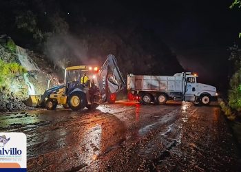 Fuertes lluvias en Aguascalientes provocan deslave en carretera federal 70