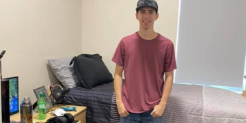 Identifican a Tyler Robinson como sospechoso del asesinato de Charlie Kirk en Utah