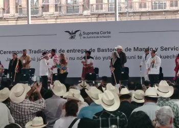 Ministros de la Corte reciben bastón de mando