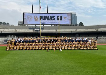 El Estadio Olímpico Universitario nuevamente fue sede de la tradicional foto de presentación del equipo de los Pumas CU FBA, de