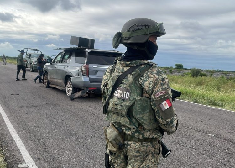 Enfrentamiento en Culiacancito deja un muerto, ocho detenidos y fuerte despliegue militar