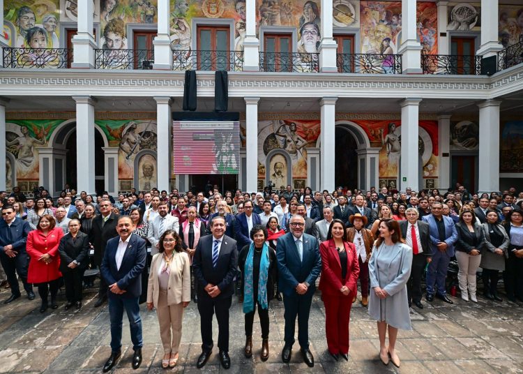 ¡Toluca se Viste de Letras! Arranca la FILEM 2025 con Promesa de Transformación Social y Reconocimientos.