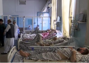 OMS alerta crisis de salud mental tras terremoto en Afganistán