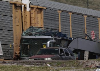 Detienen a conductor del autobús arrollado por tren en Atlacomulco