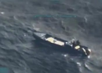 Trump anuncia derribo de lancha con presuntos narcotraficantes venezolanos