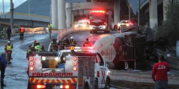 Avanza investigación sobre explosión de pipa de gas en Puente de la Concordia