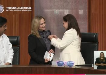 El TEPJF está por fin completo, en sesión solemne llegaron Claudia Aguilasocho y Gilberto de Guzmán Batiz