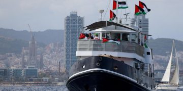 Barcos de la Global Sumud Flotilla navegando rumbo a Gaza