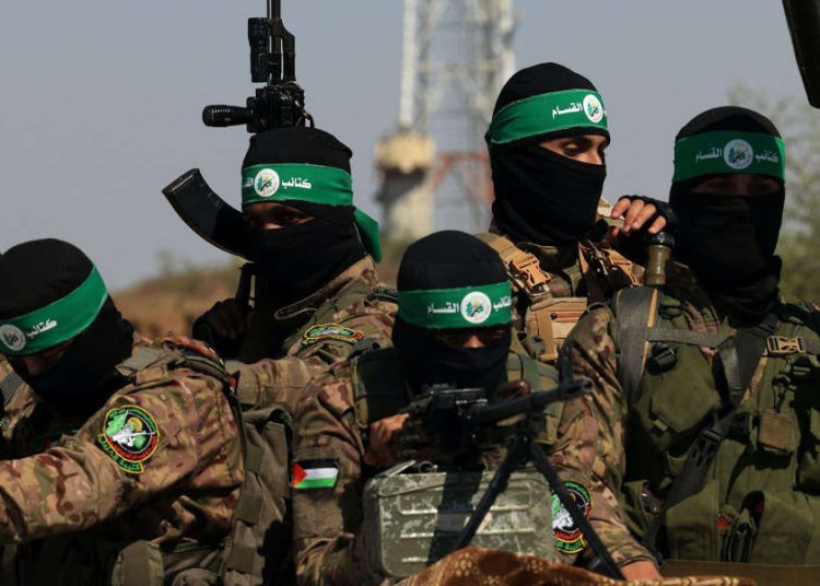 Tanques israelíes entrando a Gaza en medio de la ofensiva militar.