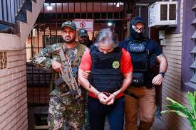 Despega avión que traslada a Hernán Bermúdez de Colombia a México