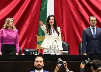 “Me comprometo a respetar la ley y creo en el debate apasionado”: Kenia López Rabadán
