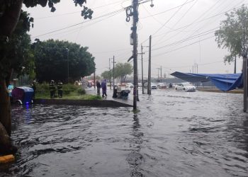Gobierno capitalino atiende afectaciones tras lluvias de esta madrugada