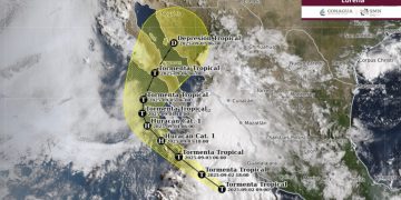 Se forma la tormenta tropical Lorena frente a las costas del Pacífico mexicano