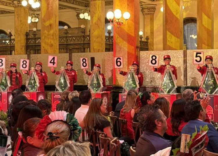 La Lotería Nacional celebra la identidad y orgullo mexicano, acercando corazones de mexicanos fuera del país