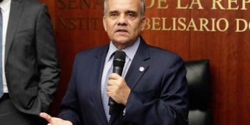 Falso que abasto de medicamentos se haya normalizado, asegura Manuel Añorve